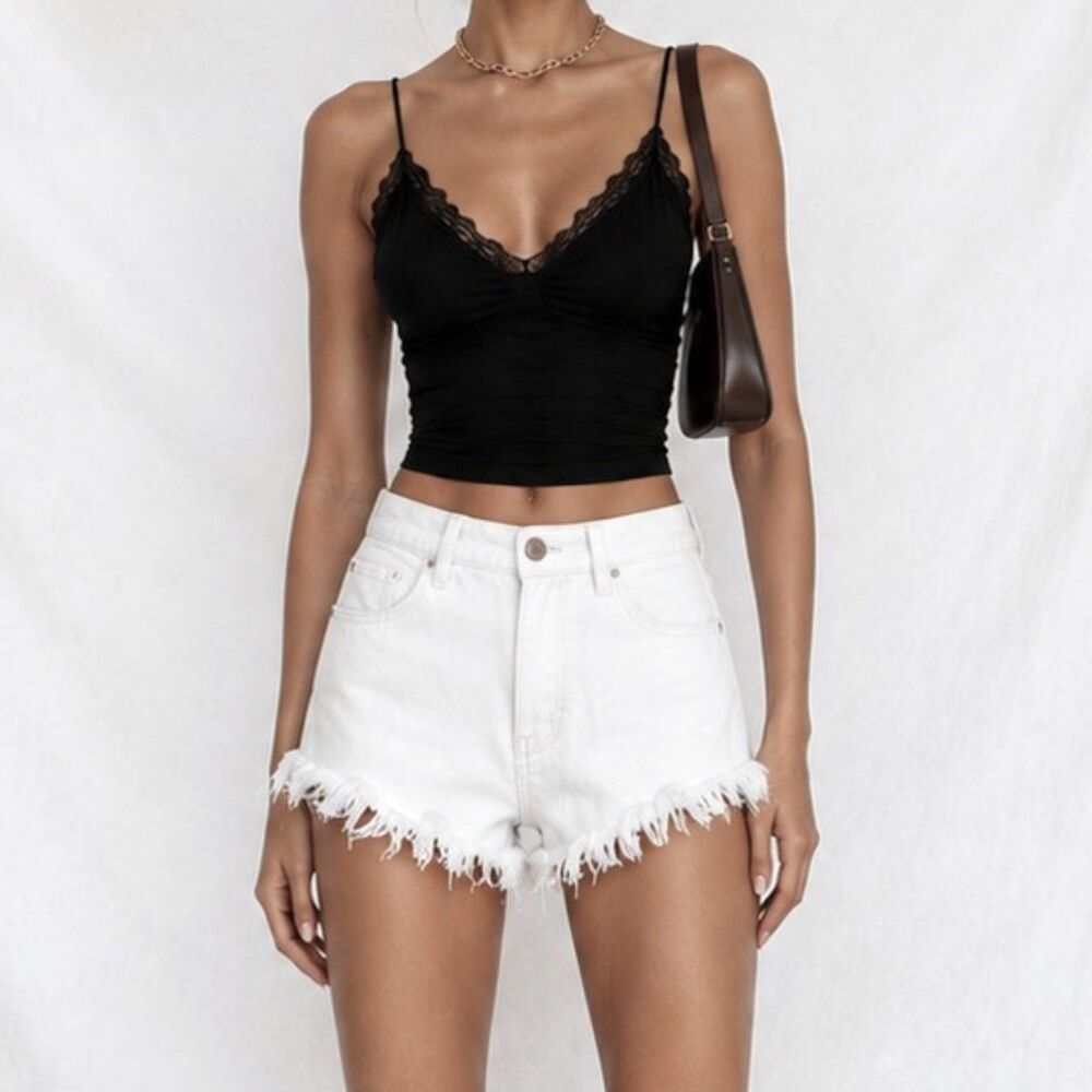 Vintage UNIF White High Waisted Distressed Destroyed Casual Denim Shorts Size XS